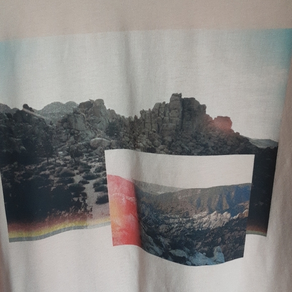 Goodfellow & Co, Men's Tee, coral w/design, Sz XL - Picture 4 of 6